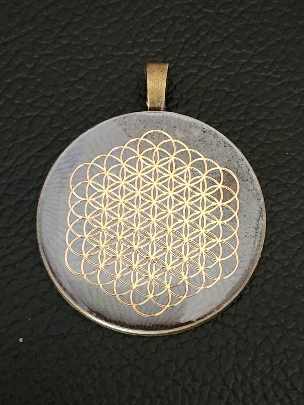 Talisman | Pendant | Gold Fruit of Life | Holographic Pinwheel | 37mm | UV Resin